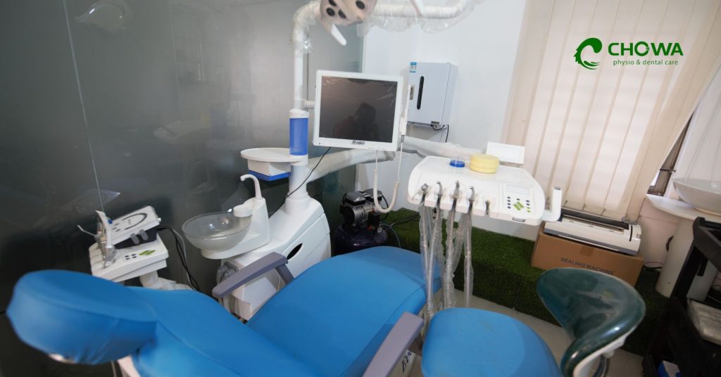 Dental Care in Gulshan showing patient with tooth pain before professional dental treatment in modern clinic