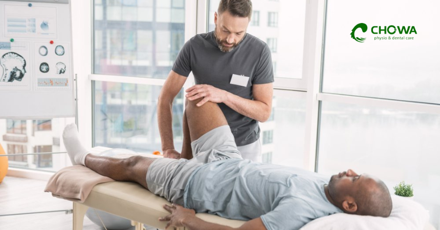 Shoulder mobilization treatment at Chowa manual therapy clinic in Gulshan for upper body pain relief.